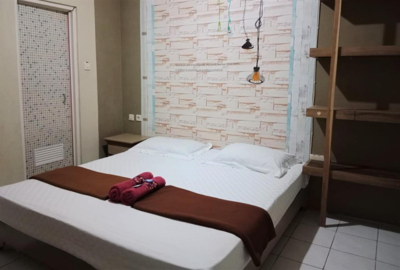 Penginapan Rudi Syariah Bantul Buitenkant foto
